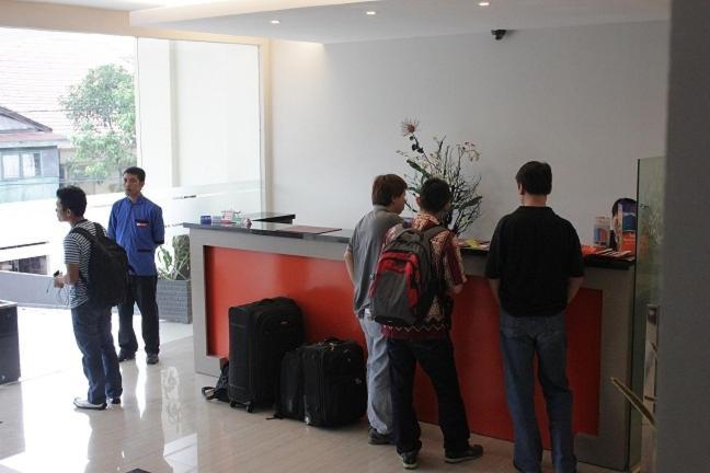 Hotel Jakarta Makassar Bagian luar foto