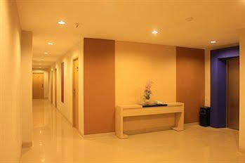 Hotel Jakarta Makassar Bagian luar foto